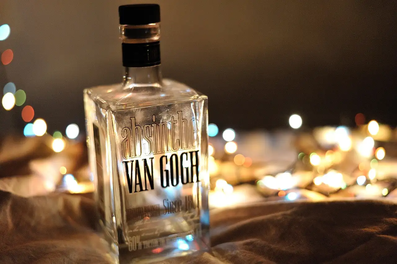 Absint: alles over de geschiedenis en de alcohol.